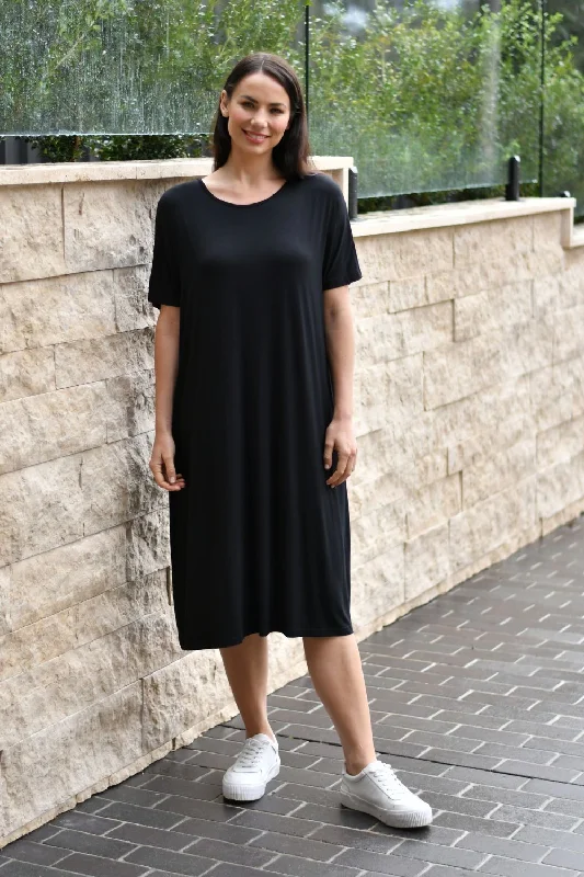 Basic Pocket Jersey Dress | Black Flowy unclassified dresses