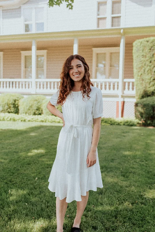 Sadie Loose Dress in White Pastel unclassified dresses